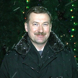 Новогоднее поздравление с 2015 годом от главы городского поселения Красногорск Павла Старикова.