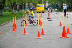 В Красногорском районе 30 команд отрядов ЮИД приняли участие в итоговых соревнованиях Безопасное колесо.