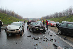 Массовое ДТП на 69 км автодороги М-9 "Балтия", в котором пострадало 4 человека и сразу 5 автомобилей получили повреждения!